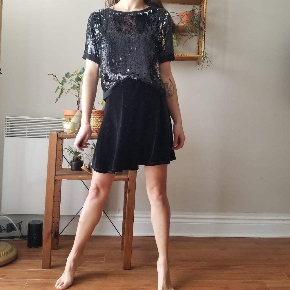 3/25$ Tristan Reversible Sequin Black Silver Top